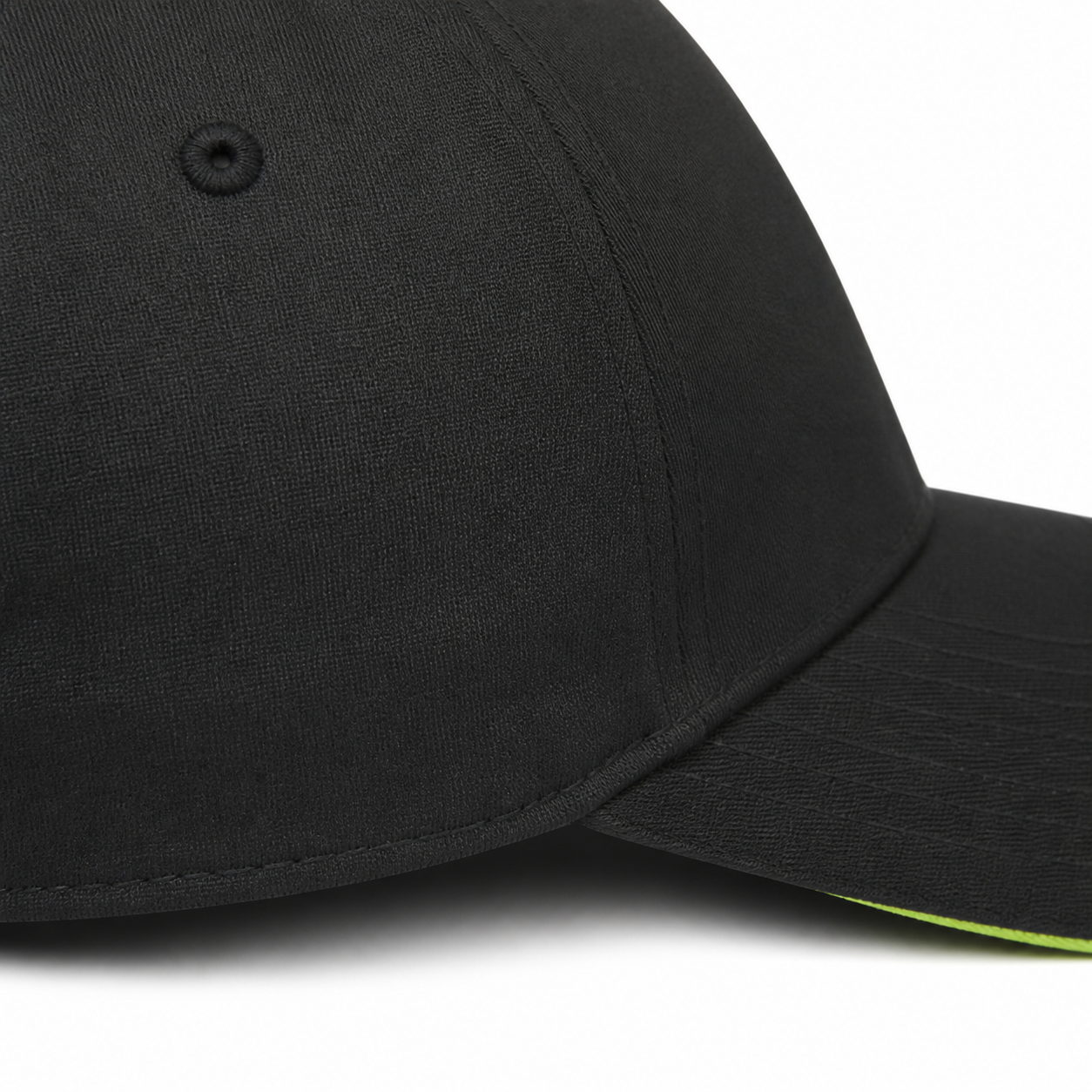Contrast-Stitch Structured Cap detail_04